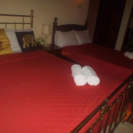 Emel Boutique Hotel Negombo Buitenkant foto