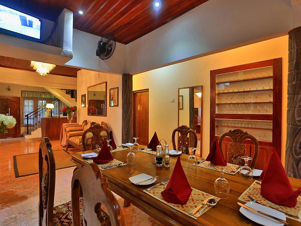 Emel Boutique Hotel Negombo Buitenkant foto