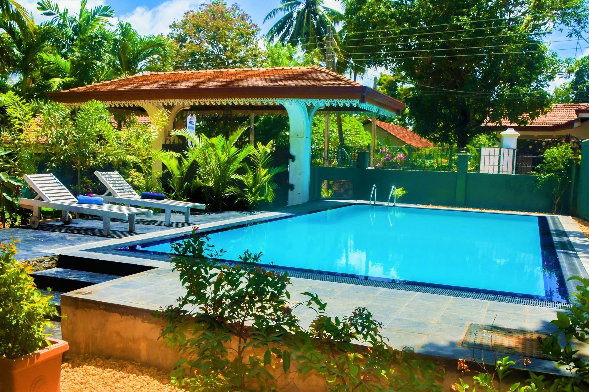 Emel Boutique Hotel Negombo Buitenkant foto