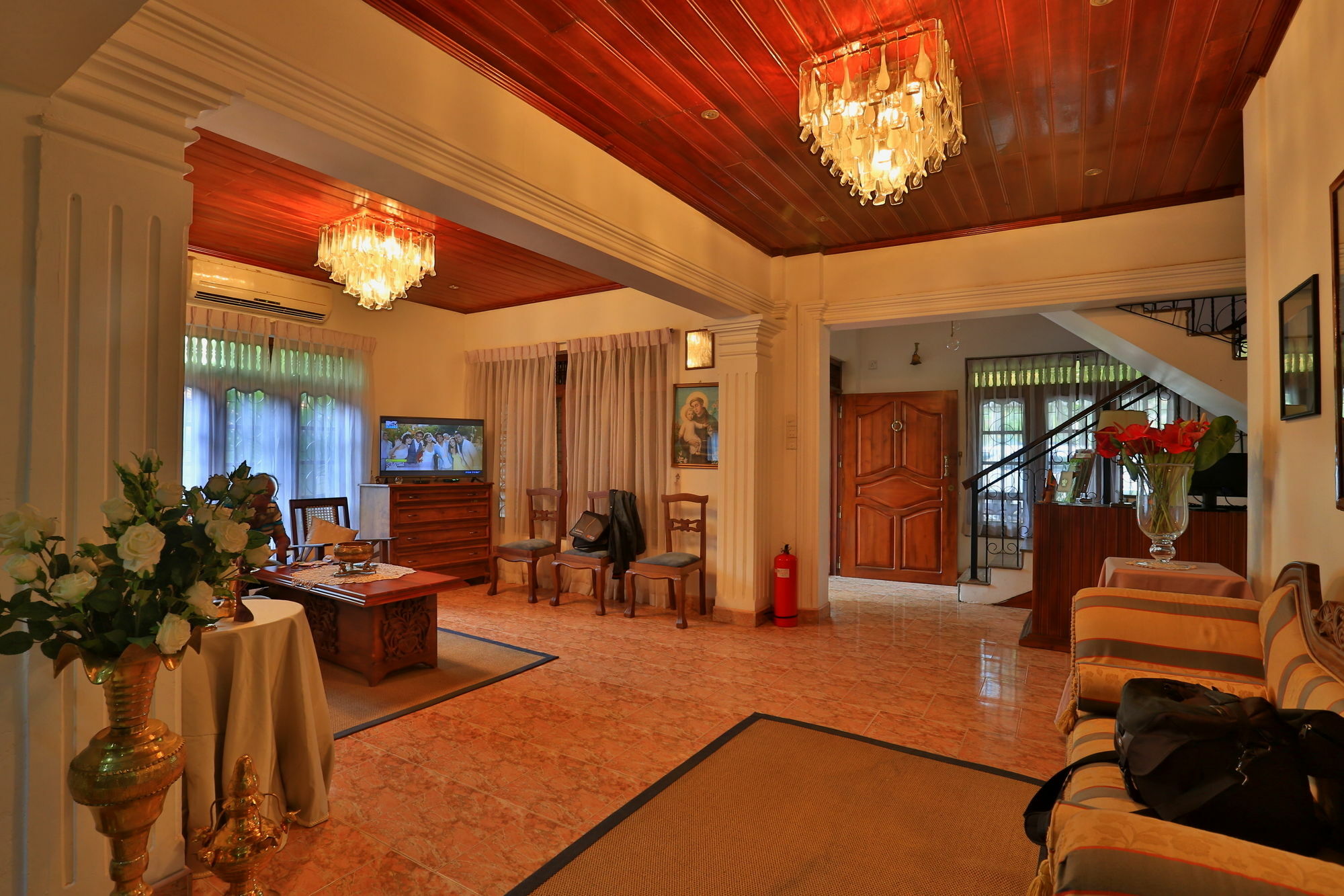 Emel Boutique Hotel Negombo Buitenkant foto